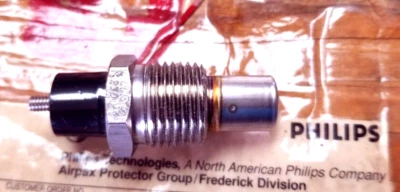 Cummins Onan 309-0554 0309-0672 Thermostat Switch Temperature Sending Unit NOS