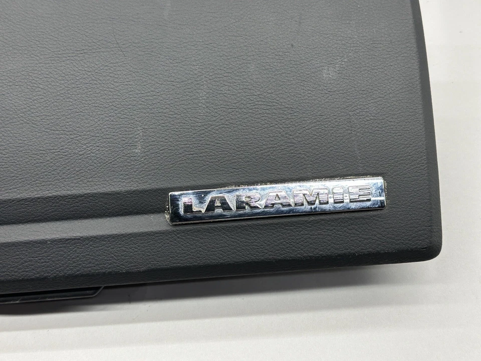 10-18 DODGE RAM 2500 TABLERO SUPERIOR DERECHO LARAMIE GUANTERA CUBIERTA PANEL SOLO OEM Foto 2 de 4