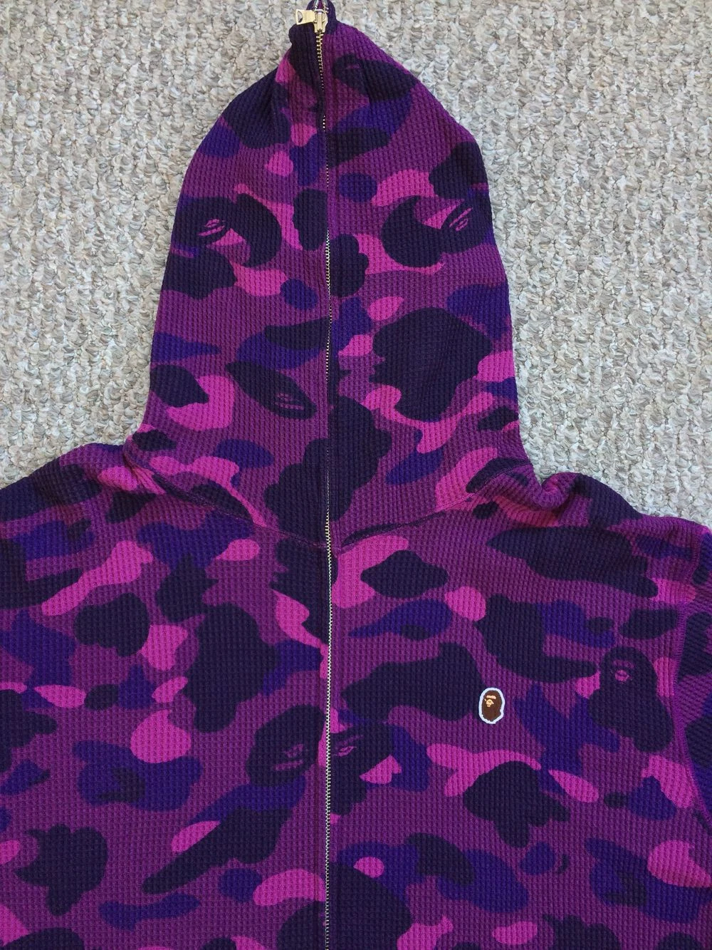 A BATHING APE (BAPE) Felpa con cappuccio e zip intera termica mimetica viola OG Bape