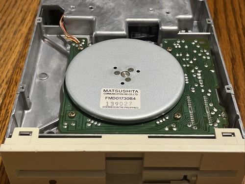 Matsushita communication IND.CO.LTD floppy Disk Player - Picture 2 of 8