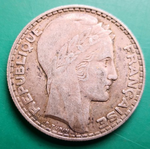 1933 France silver 20 Francs coin #912 - Picture 2 of 2