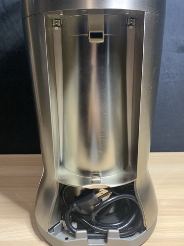 MARGARITAVILLE SILVER DM2100 FROZEN CONCOCTION MAKER BLENDER CLEANED & TESTED - Picture 17 of 24