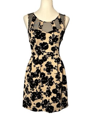 SWEET STORM FLORAL MESH NECK FIT & FLARE DRESS SIZE S EUC | eBay