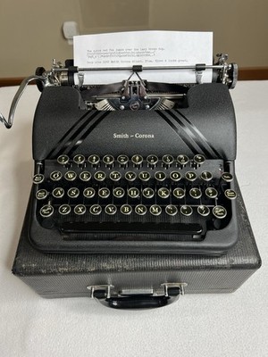 Vintage 1948 Smith Corona 4 Bank Silent Portable Typewriter & Case