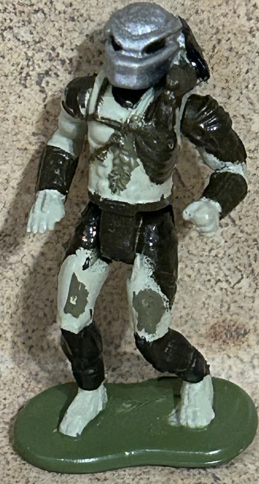 1996 Vintage Rare Galoob Micro Machines Predator Collection Huey Horror Action - Image 3 of 4