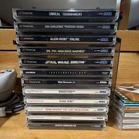 Sega Dreamcast Bundle &ndash; 2 Controllers + Gun + VMU + TremorPak + 15+ Games