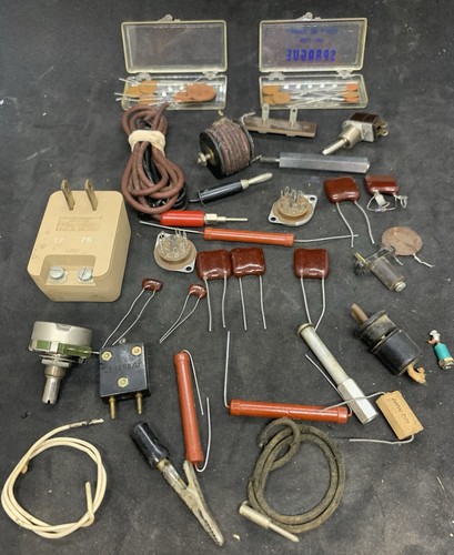 Misc. Radio and Electrical Parts * FROM HAM / ANTIQUE RADIO ESTATE * (A208)