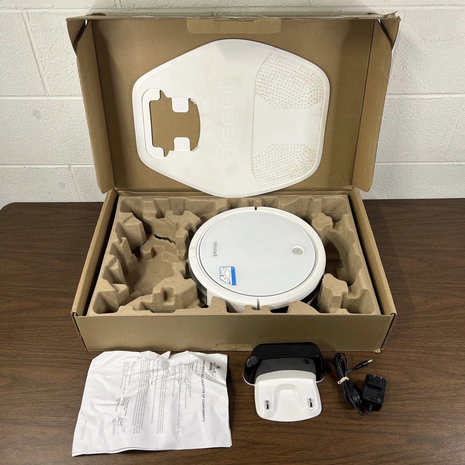 BISSELL SpinWave 3115 White Wet and Dry Robotic Vacuum Cleaner - (No Mop)