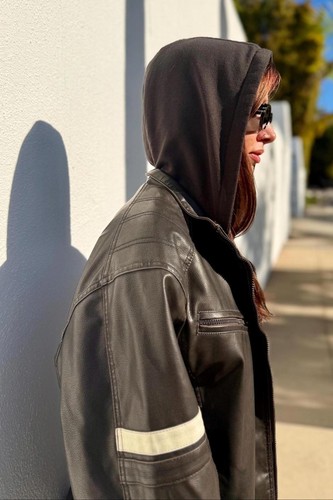 Oversized VTG MENS Faux Leather Biker Jacket Sleeve Stripes Hood Black Moto XL - Picture 5 of 9