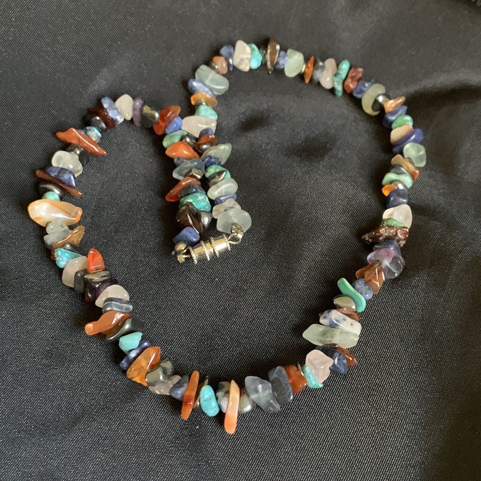 Vintage Chipped Gemstones Beaded Necklace Hematit… - image 6
