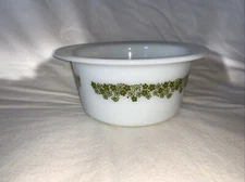 Pyrex Crazy Daisy Margarine Tub 75