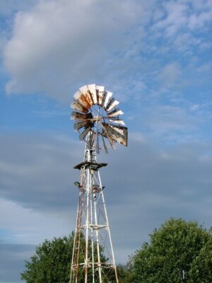 Foto 6x4 Windpumpe, Walesby Scout Camp Walesby\/SK6870 Das Ruder ist um 2006