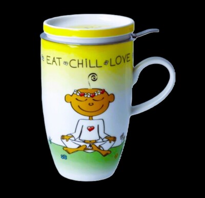 Goebel Teetasse mit Sieb u. Deckel-Der kleine Yogi-Eat Chill Love, Becher-450 ml