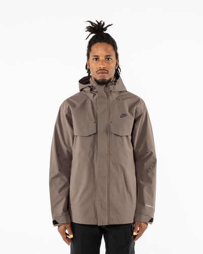 New $250 MSRP Nike Sportswear Storm-Fit 