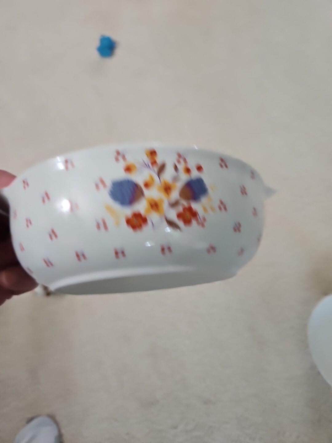 VTG Fairwinds Individual Soup Server & Lid Pattern FWD6 Red Berries Floral Top