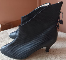 Stivaletti da donna in ecopelle neri taglia 37 / US 6 / UK 4 NUOVI