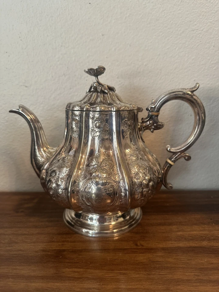 Antiguo servicio de té ELKINGTON inglés plateado - crema, azúcar, tetera c1859 Foto 3 de 4