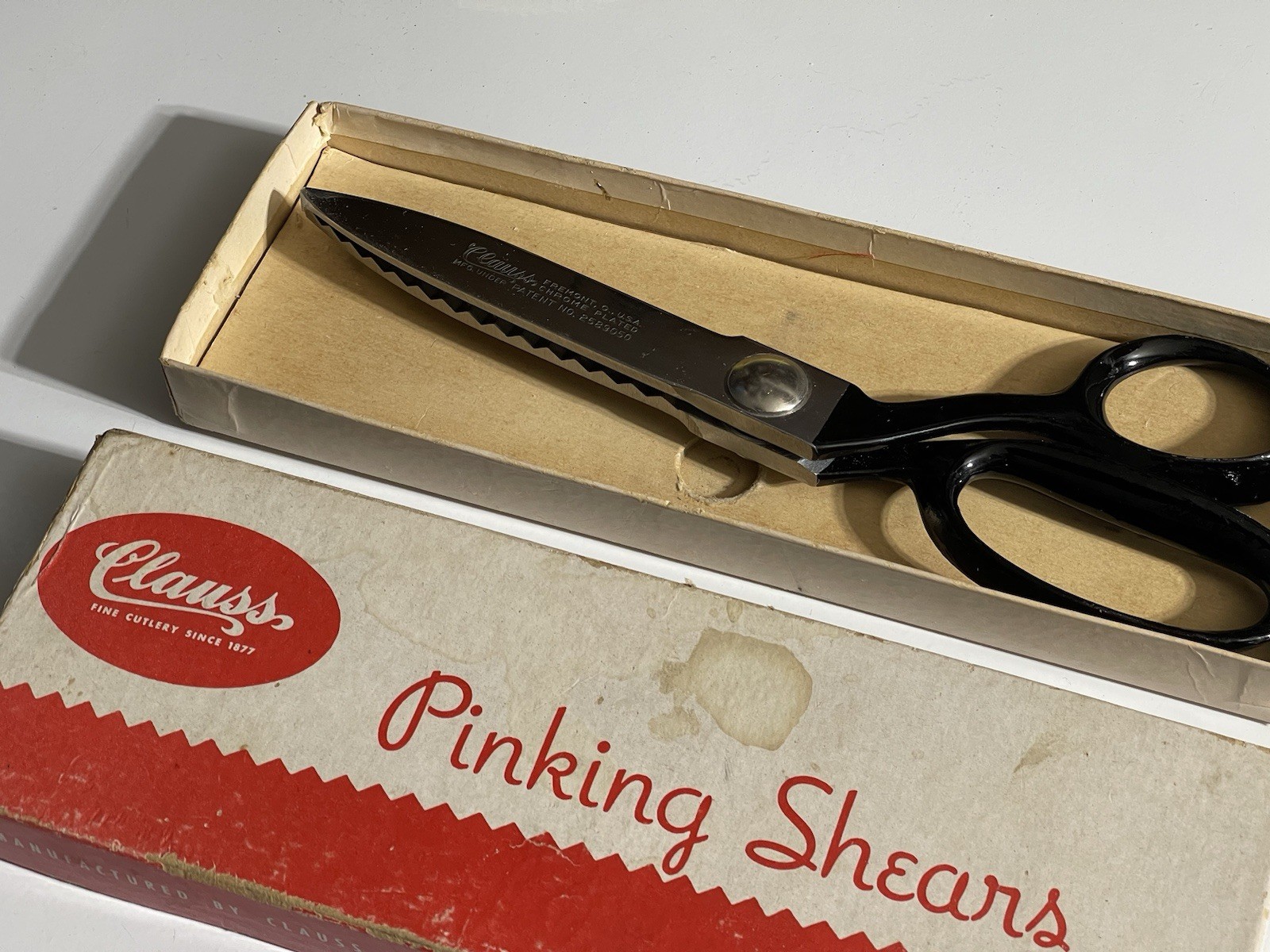 Clauss Pinking Shears Pat No. 2589050 In Original Box