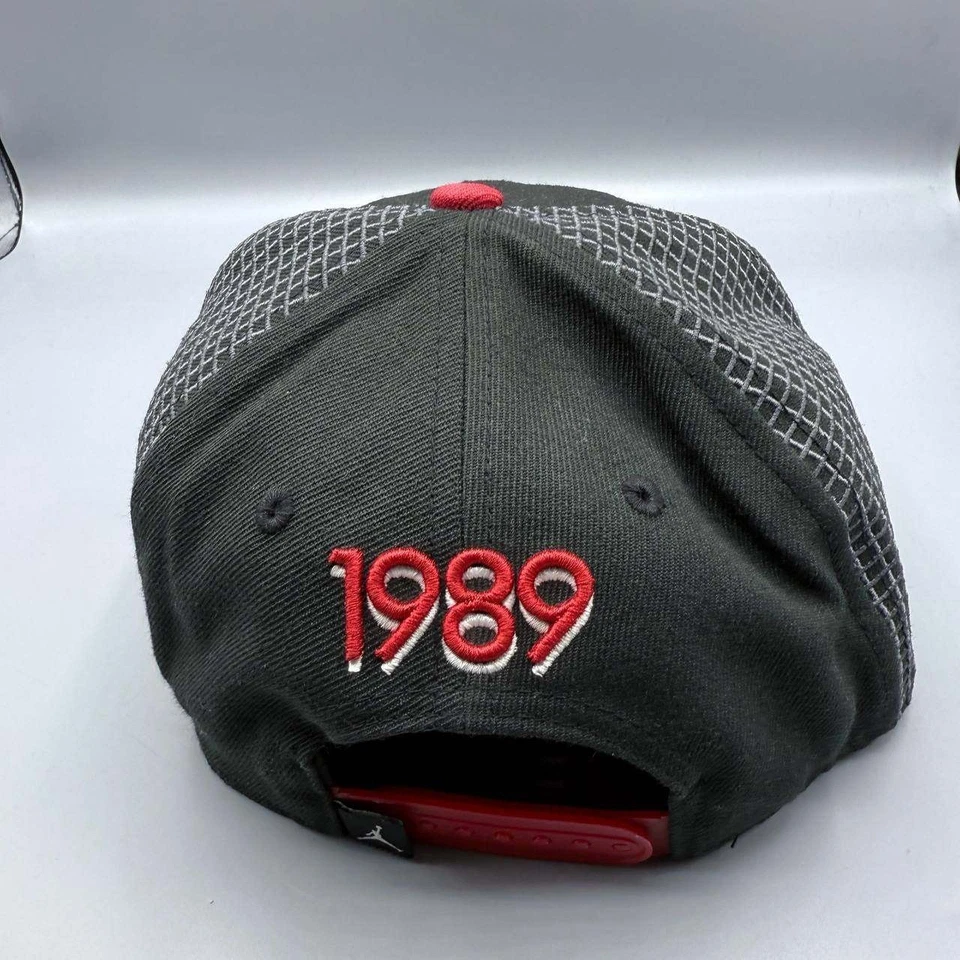 Gorra Air Jordan Flight 1989 para hombre negra con logotipo bordado Jumpman gorra trasera a presión Foto 2 de 4