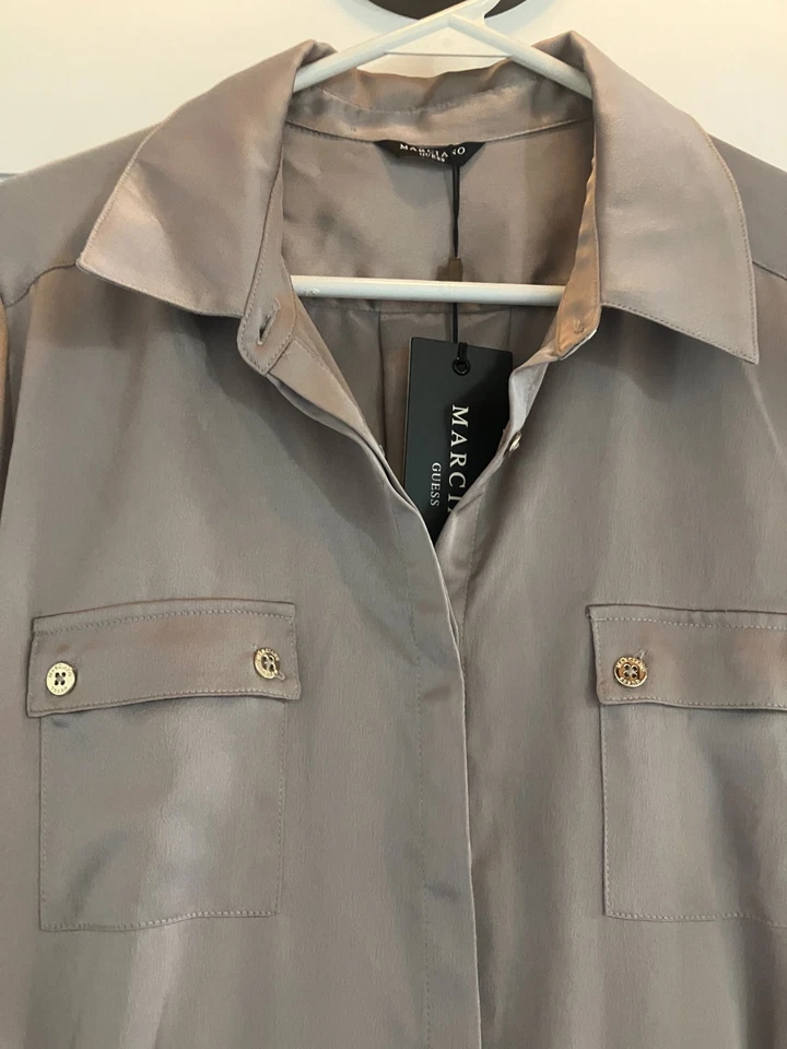 NUEVO CON ETIQUETAS ADIVINAR by Marciano Gris Seda Mameluco Talla 44 (Talla US 14) Manga Larga ❤️❤️ Foto 3 de 4