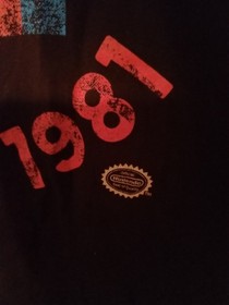 Super Mario Bros. Black T-shirt Small Black Retro NES Nintendo