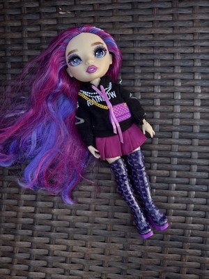 Rainbow High Fashion Doll Emi Vanda Orchid Purple / High Boots 