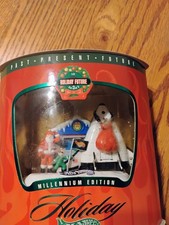 2000 Hot Wheels Holiday Future 3/3 Millennium Edition X-33 White/Black