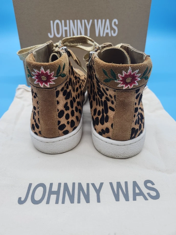 Tênis Johnny Was bordado leopardo cano alto feminino tamanho 7 – camurça... - Imagem 3 de 4