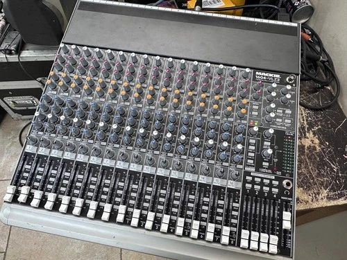 Mackie 1604 VLZ3 16 Channel 4 Bus Mixing Console #1846 - tested & working