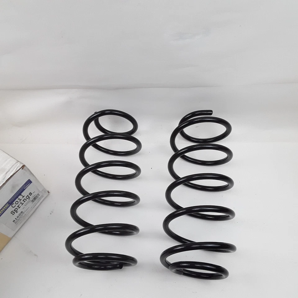 Juego de muelles helicoidales Moog 81608 para Toyota Prius C (2012 2013 2014 2015 2016-2019) Foto 3 de 4