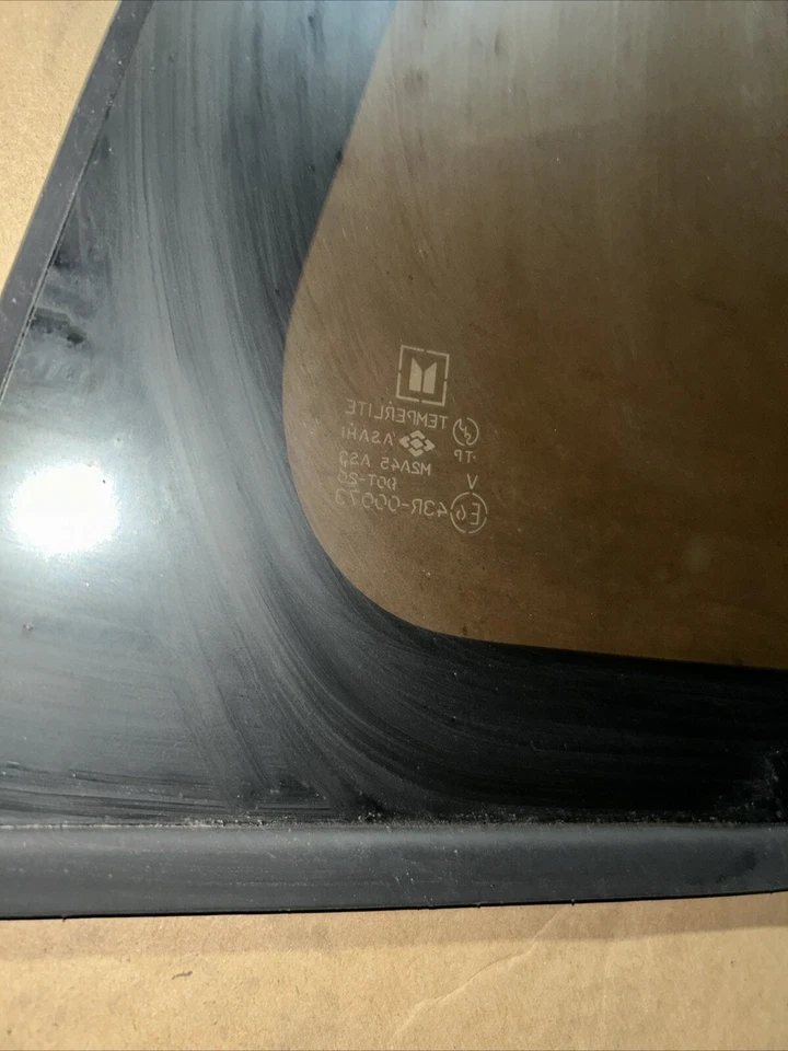 Right Passenger QUARTER GLASS 4 DOOR FITS 92-97 ISUZU TROOPER 1994 1995 1996 - Image 2 of 4