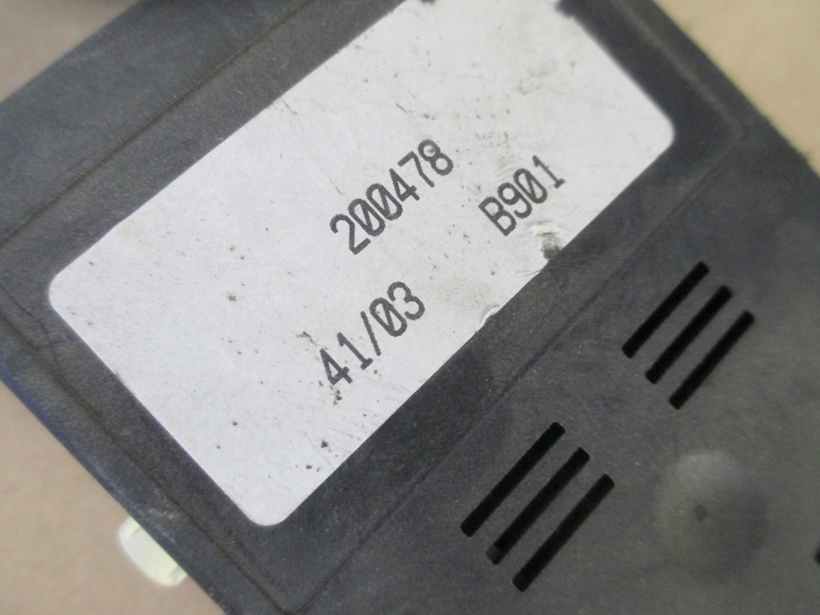 Maserati 04-05 Coupe Spider OEM ECM Diversity Box Control Unit # 200478