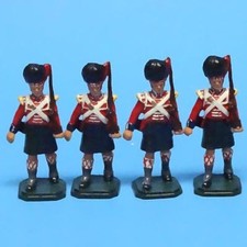 MI-423 - British Blackwatch Highlanders Marching - Unknown Manufacturer - 54mm