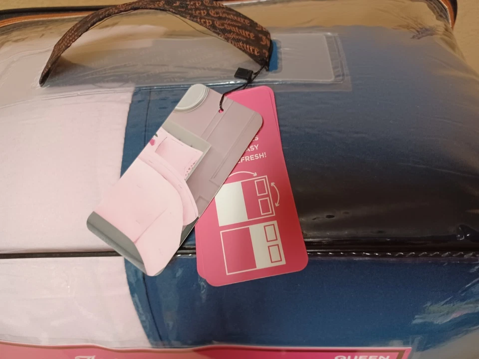 Juicy Couture Reversible 8 pc "Cherry" KING Comforter Bed Set Pink/Blue/Green - Image 3 of 4