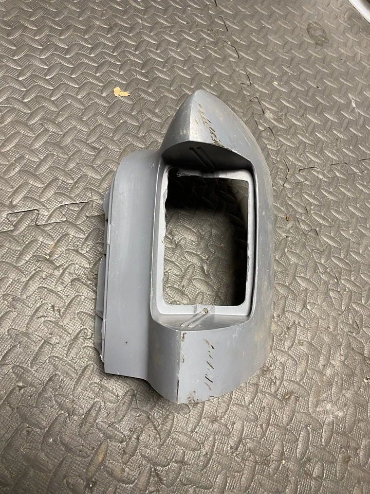 Удлинитель переднего крыла левый GM 1972 Pontiac Bonneville Grandville 484090 новый из старых запасов - Изображение 3 из 4