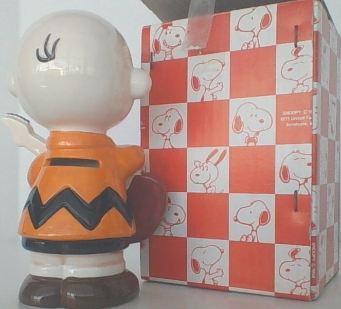 Vintage Peanuts Snoopy Charlie Brown Bank Mint Condition W