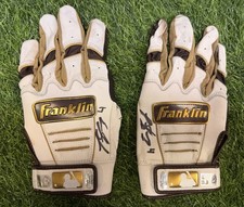 Luis Arraez Game Used Batting Gloves 2024 Padres Signed MLB GUG LOA