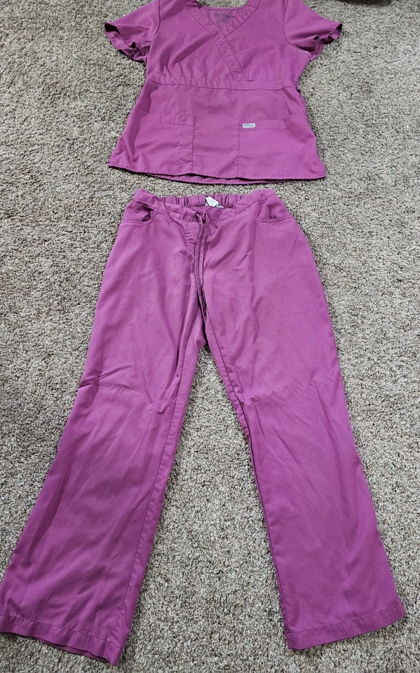 Scrub Lot/Nursing Uniforms - Image 3 of 4