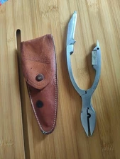 Vintage Anglers Pal Pliers Knife w/Leather Sheath Fishing Sporting Multi Tool