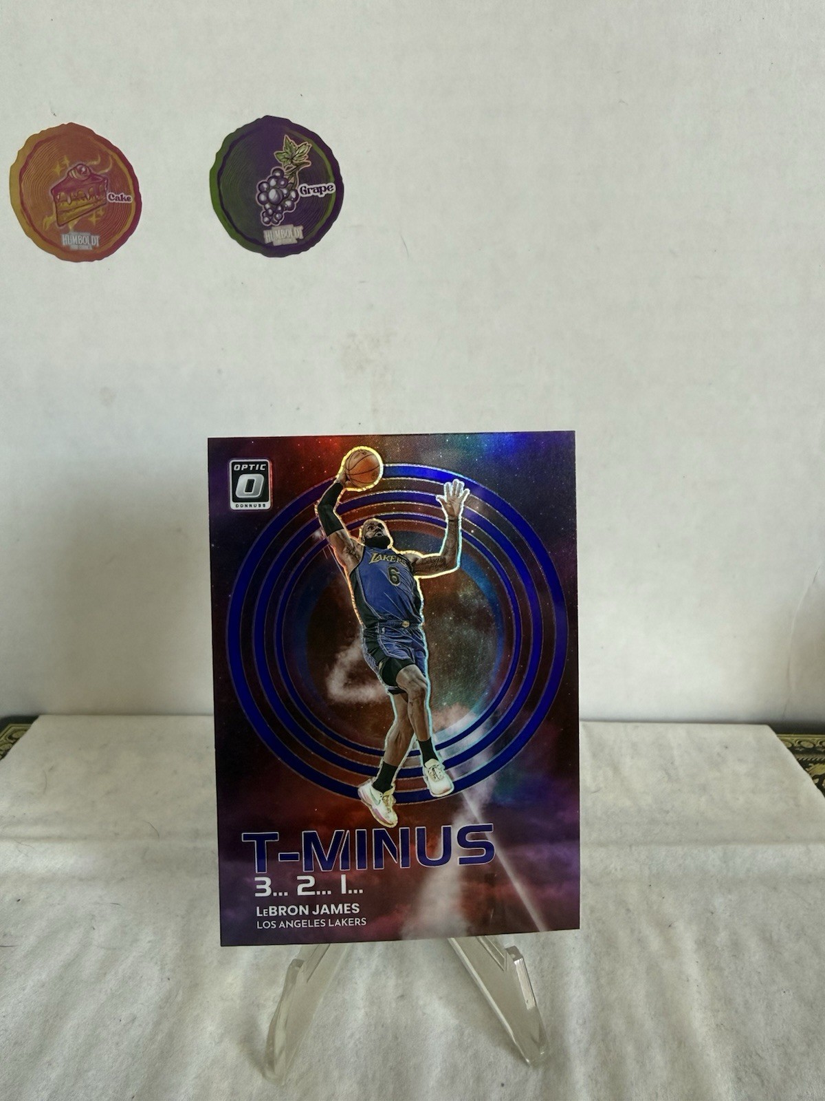 2022-23 Panini Donruss Optic LeBron James T-Minus 3, 2, 1 #15 Purple Prizm LAL