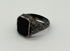 Siegelring aus 835 Silber mit einem Onyx-Stei...