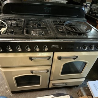 Rangemaster Cream Freestanding Gas Cooker 5 Burner Hob 2 Ovens Grill