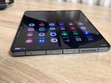 Samsung Galaxy Z Fold 4 5G 256GB sbloccato modello UK OTTIME CONDIZIONI 