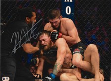 KHABIB NURMAGOMEDOV SIGNED MCGREGOR CHOKE UFC 14x11 PHOTO (ACG CERT AG19172)