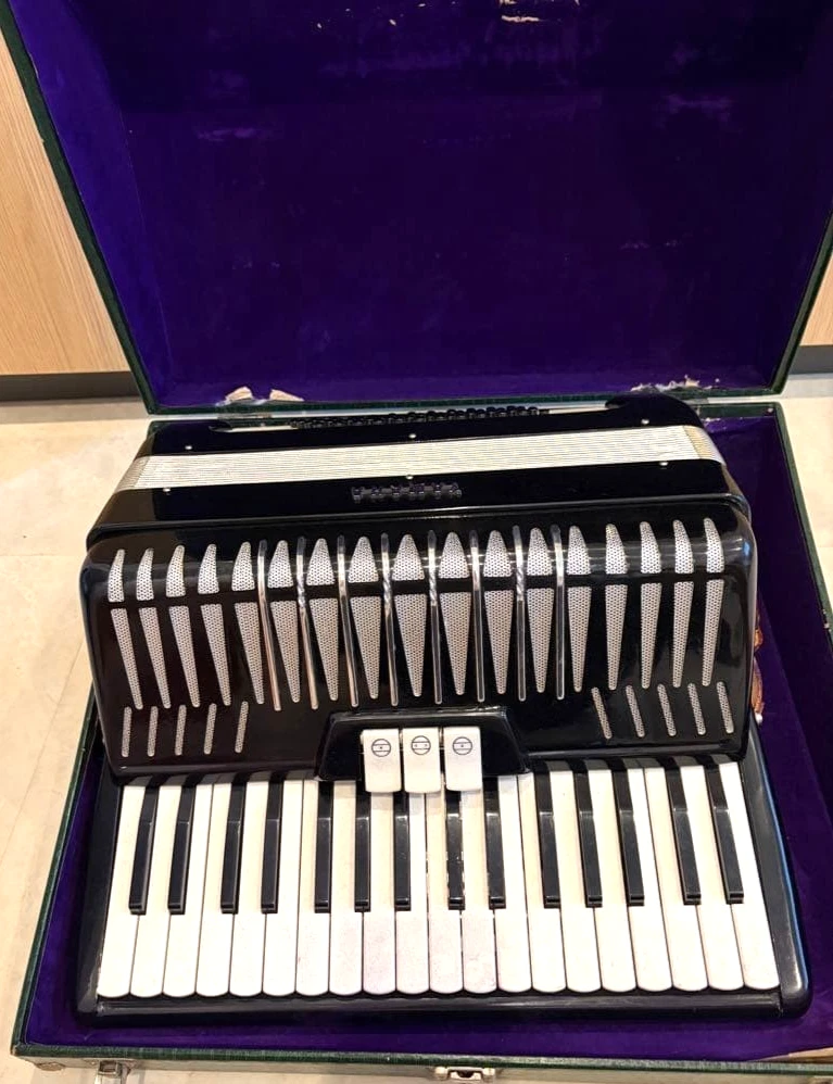 Accordions 34 Treble Keys for sale | eBay
