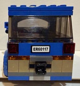 Lego City #60117 Van & Caravan 2016  2 mini figs and instruction manuals