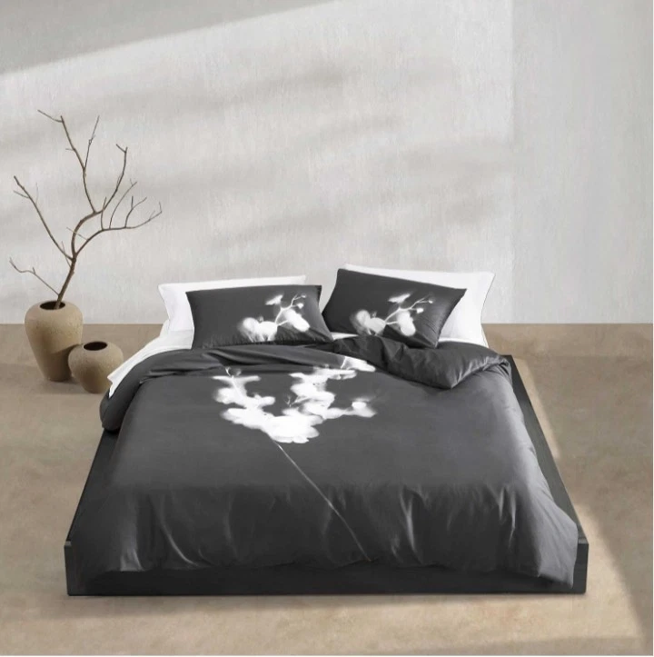 Calvin Klein "Orchid" 3 Piece KING Duvet Cover Set W/ Shams, Cotton Sateen, NWT - Image 2 of 4