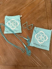 Kendra Scott Necklace And Earrings