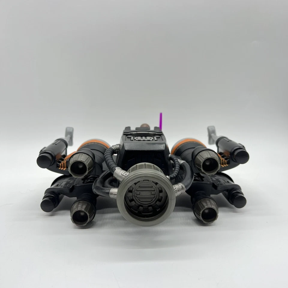 Hasbro Playskool Star Wars Galactic Heroes Poe's Boosted X-Wing Fighter con figura Foto 4 de 4