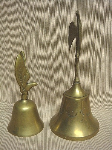 2 ALTE ADLER MESSINGGLOCKEN - Bild 2 von 12
